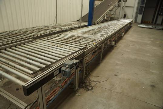 Rollenbahnen, Dematic, angetrieben, ca. 1,30m breit, ca. 65m, – gebraucht - lagertechnik