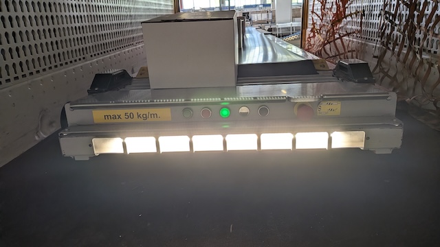 Teleskopgurtförderer, Caljan, 12m Gesamtlänge, seitlich verschiebbar auf Schiene (die Schienen sind auf dem Boden aufgeschraubt) – gebraucht - : lagertechnik Teleskopgurtförderer, Caljan, 12m Gesamtlänge, seitlich verschiebbar auf Schiene (die Schienen sind auf dem Boden aufgeschraubt) – gebraucht - : – Bild 14