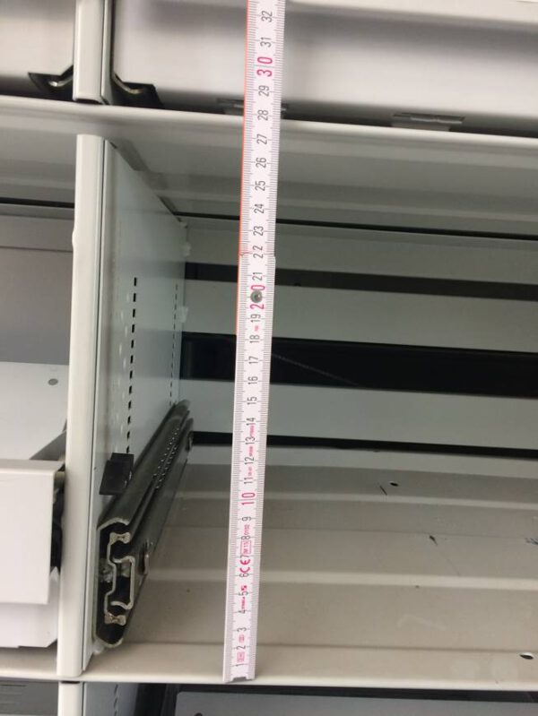 12 Stück Lagerpaternoster, Lista, 4m hoch, 450kg pro Gondel – gebraucht -: – Bild 14