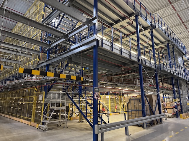 diverse Lagerbühnen / Mezzanine, unterschiedliche Breiten, Höhen, Längen, Stützenabstände und Traglasten - gebraucht - : lagertechnik diverse Lagerbühnen / Mezzanine, unterschiedliche Breiten, Höhen, Längen, Stützenabstände und Traglasten - gebraucht - : – Bild 16