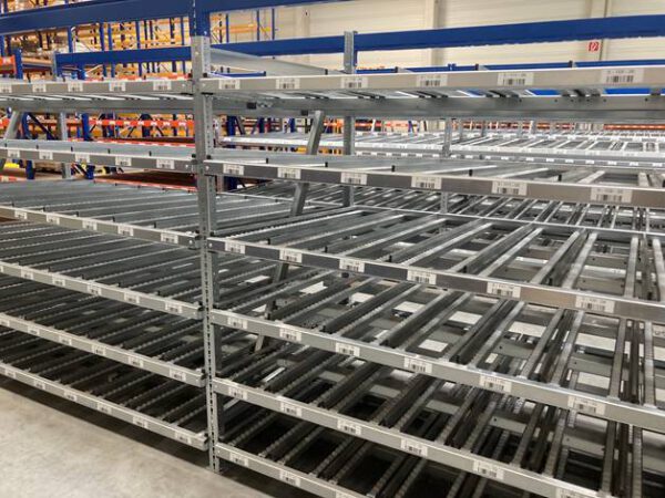 42 Felder Stückgut – Durchlaufregalanlage / Bereitstellregale für Kästen und Kartonagen – gebraucht – : – Bild 18