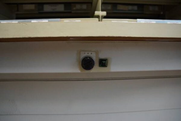 9 Stück Lagerpaternoster, Hänel und Kardex, Höhe zwischen ca. 2,42m und ca. 2,92m, Traglast 80 bis 140kg / Gondel – gebraucht -: – Bild 17