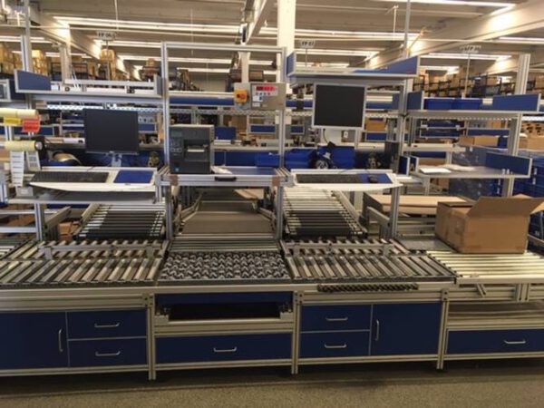 niedriges AKL (Automatisches Kleinteilelager) mit 33.792 Stellplätze (7 Gassen) - gebraucht - : – Bild 17
