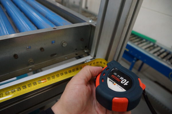 Kommissioniergestelle aus Aluprofilschienen mit nicht angetriebener Fördertechnik, ideal zum absortieren / kommissionieren aus Eurokisten - gebraucht - : – Bild 17
