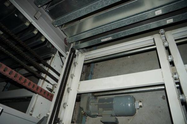 3 x Liftsysteme, Kardex, 180 bzw. 190kg / Tablar, Höhe 8m (kürzbar), Tablare: 0,82 x 1,85m– gebraucht -: – Bild 18