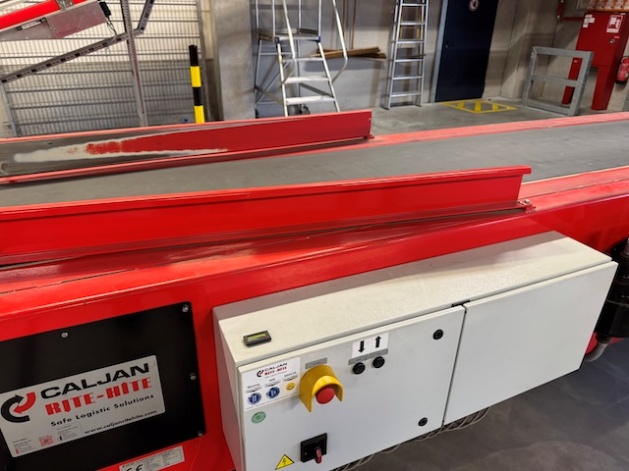 8 Stück Teleskopgurtförderer, Caljan, 3x inkl. Vakuumheber – gebraucht - : lagertechnik 8 Stück Teleskopgurtförderer, Caljan, 3x inkl. Vakuumheber – gebraucht - : – Bild 19