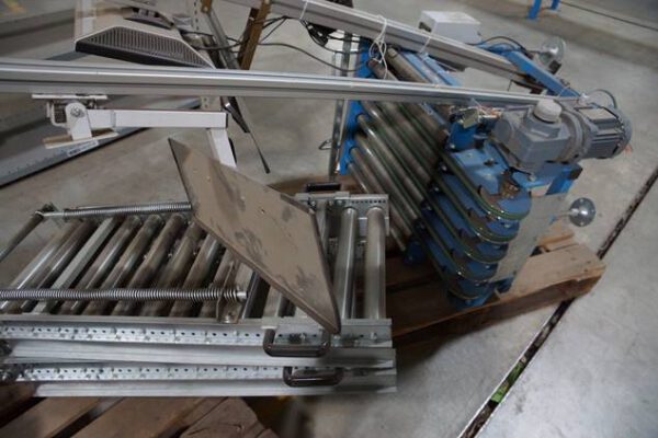 50m Fördertechnik, Rollenbahnen, unangetrieben, mit angetriebenen Kurven – gebraucht - : – Bild 22