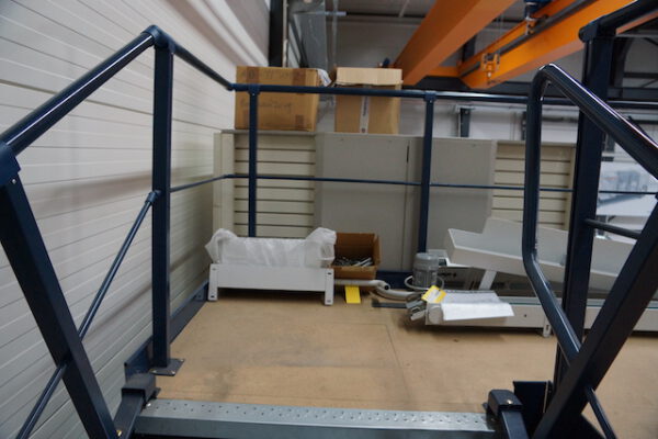 Lagerbühne, Bodenebene plus 2 Ebenen, 500kg/m2, Grundfläche 56m – gebraucht - : – Bild 22