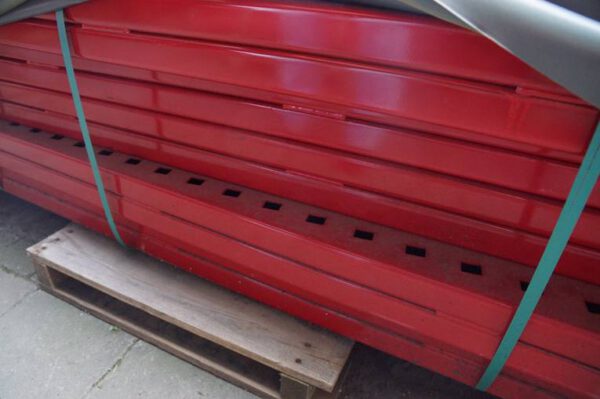 Ein- und zweiseitiges Kragarmregal, mit steckbaren Armen per Bolzen, Rahmenhöhe 6m, Armlänge 1,20m, 800kg / Arm, 30 Rahmen und 160 Arme – gebraucht - : – Bild 15