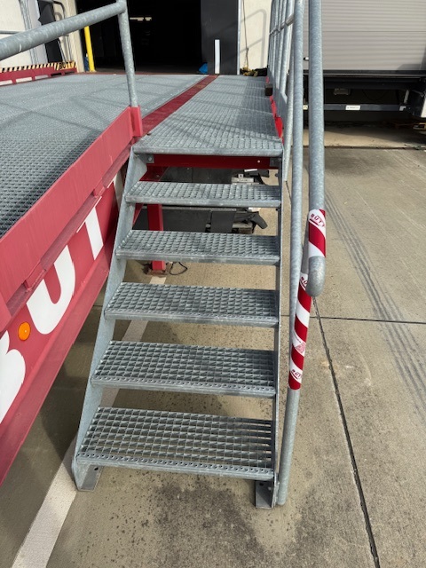 Verladerampen, Butt, BKV 614, 6 to. nicht rollbar, – gebraucht - : lagertechnik Verladerampen, Butt, BKV 614, 6 to. nicht rollbar, – gebraucht - : – Bild 6