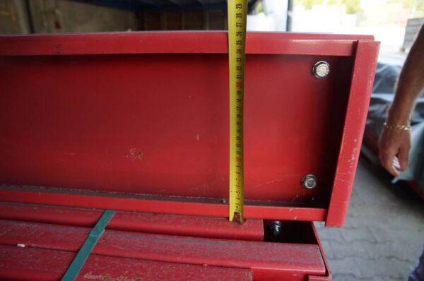 Ein- und zweiseitiges Kragarmregal, mit steckbaren Armen per Bolzen, Rahmenhöhe 6m, Armlänge 1,20m, 800kg / Arm, 30 Rahmen und 160 Arme – gebraucht - : – Bild 18
