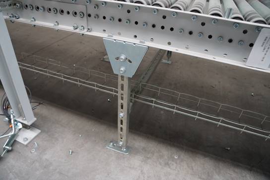 Rollenbahnen, Dematic, angetrieben, ca. 1,30m breit, ca. 65m, – gebraucht - lagertechnik