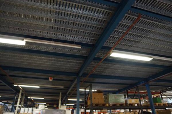 Stahlbau-Lagerbühne, ca. 480m2 mit Gitterrosten – gebraucht - : – Bild 30