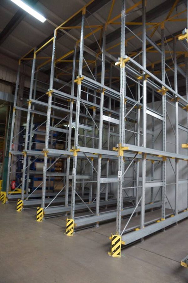 3 x Einfahrregale, gesamt ca. 216 Palettenplätze, max. 800kg pro Palette – gebraucht - : – Bild 33