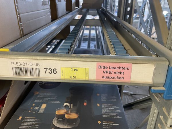 Große Fachbodenregalanlage (ca. 3.600m2), Dexion, 2 geschossig (könnte noch aufgestockt werden) mit 3 Treppen und 4 x 2er Palettenübergabeplätze, auf Wunsch mit Aufzug, Durchlaufregalen und umlaufender Lagerbühne, gesamt ca. 2.400 Felder – gebraucht - : – Bild 33