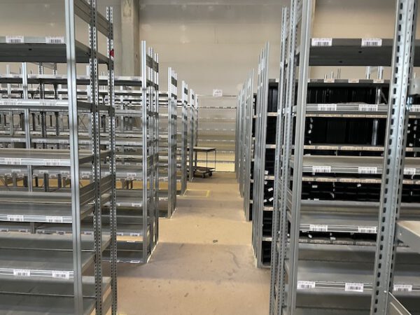 Kleine Fachbodenregalanlage, Bito, 1,30m x 0,30m, ca. 288 Felder, 5m Höhe – gebraucht – : – Bild 34