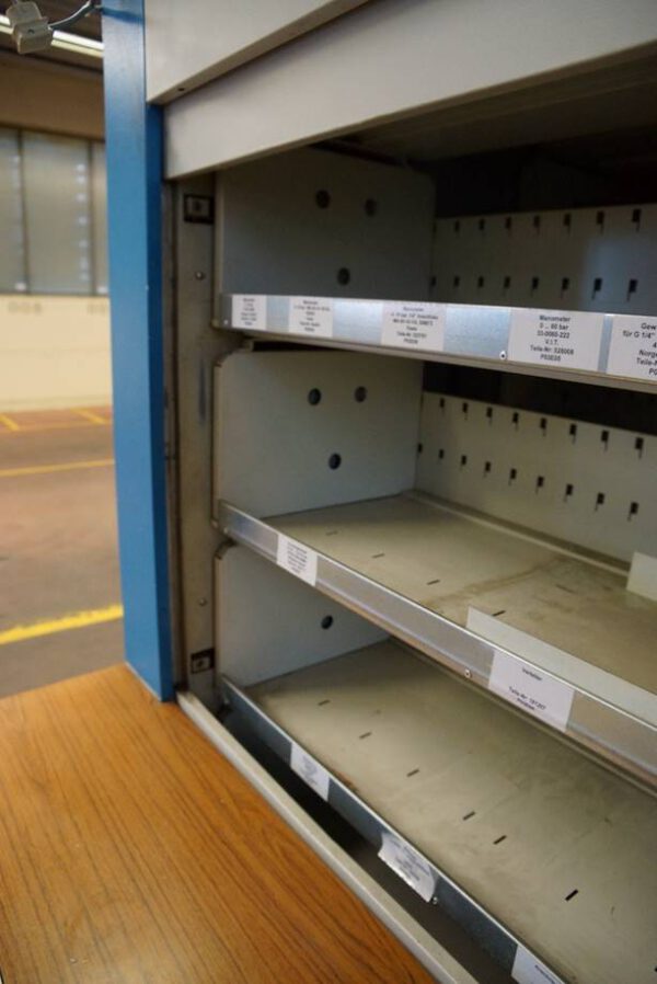 9 Stück Lagerpaternoster, Hänel und Kardex, Höhe zwischen ca. 2,42m und ca. 2,92m, Traglast 80 bis 140kg / Gondel – gebraucht -: – Bild 35