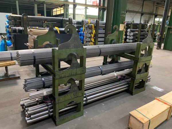 1.350 Stück Stapeljoche, Innenbreite 86,5cm, Innenhöhe 29,5cm bzw. 67,5cm, 3 To – gebraucht - : – Bild 38