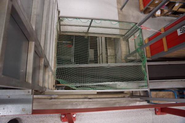 Fachbodenregalanlage, SSI Schäfer, R3000, 3 Ebenen, ca. 2.400 Felder, 18.000 Fachböden, 1,30 x 0,60m, mit Leerkartonagenschacht – gebraucht - : – Bild 15
