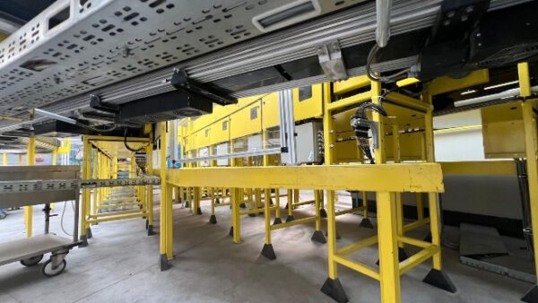 Kippschalensorter, Beumer, 81 Sorterendstellen,  – gebraucht - : – Bild 49