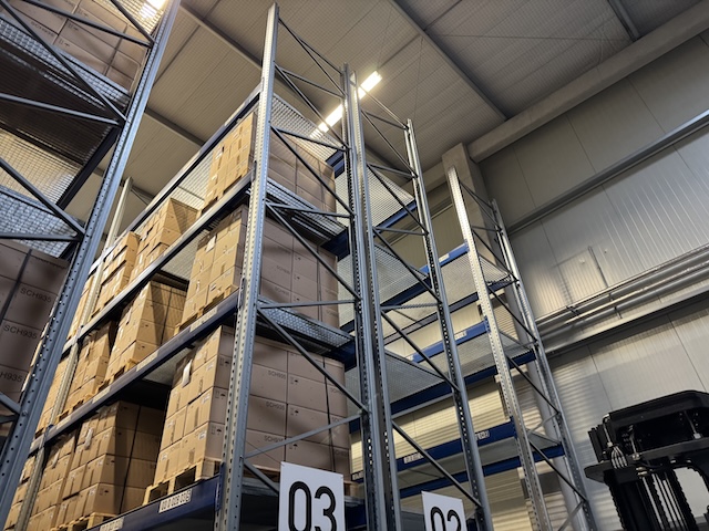 Palettenverschieberegalanlage, Bito, Höhe ca. 8m, 900kg / Palette, 3,60m Traversen, ca. 2.684 Stellplätze - gebraucht - : lagertechnik Palettenverschieberegalanlage, Bito, Höhe ca. 8m, 900kg / Palette, 3,60m Traversen, ca. 2.684 Stellplätze - gebraucht - : – Bild 32