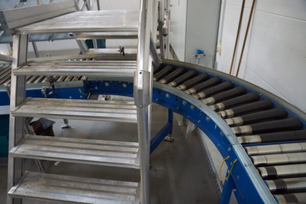 Komplette Fördertechnikanlage, ca. 200m, Rollenbreite 40 und 60cm - gebraucht - : – Bild 58