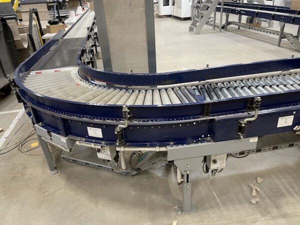 Große Fördertechnikanlage ca. 700m Fördertechnik, inkl. Schuhsorter, Ambaflex Höhenförderer, Packplätzen, Waagen, Scanner, Ersatzteilpaket, Scherenrollenbahnen, etc. - gebraucht - : – Bild 27