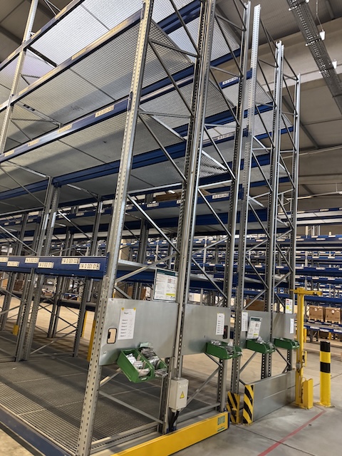 Palettenverschieberegalanlage, Bito, Höhe ca. 8m, 900kg / Palette, 3,60m Traversen, ca. 2.684 Stellplätze - gebraucht - : lagertechnik Palettenverschieberegalanlage, Bito, Höhe ca. 8m, 900kg / Palette, 3,60m Traversen, ca. 2.684 Stellplätze - gebraucht - : – Bild 7