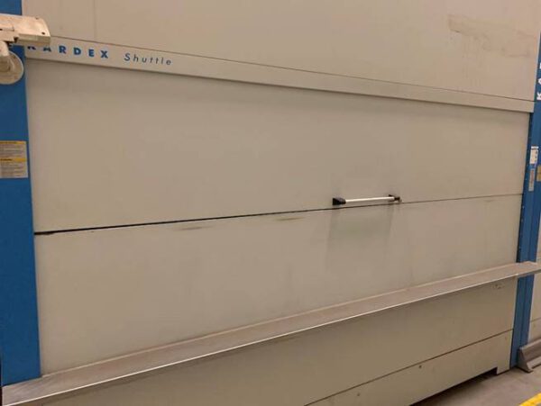 7 Stück Lagerlift, Kardex, ca. 6,30m bzw 1x 6,90m hoch (kürzbar), 2 Tablargrößen, 215/230kg pro Tablar, 1 Gerät 150kg – gebraucht -: – Bild 21