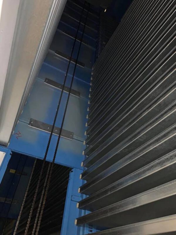 7 Stück Lagerlift, Kardex, ca. 6,30m bzw 1x 6,90m hoch (kürzbar), 2 Tablargrößen, 215/230kg pro Tablar, 1 Gerät 150kg – gebraucht -: – Bild 36