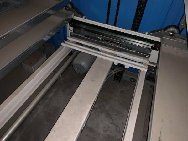 7 Stück Lagerlift, Kardex, ca. 6,30m bzw 1x 6,90m hoch (kürzbar), 2 Tablargrößen, 215/230kg pro Tablar, 1 Gerät 150kg – gebraucht -: – Bild 37