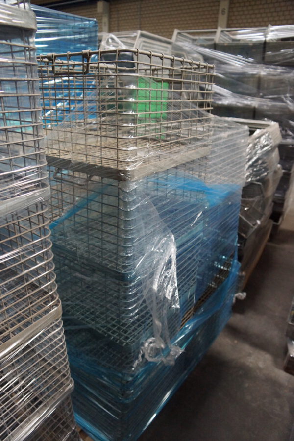 348 Stück Gitterstapelkörbe, schwere Ausführung, verzinkt, ca. 40 x 50 x 30cm, ideal zum Transport, Lagerung oder als Waschkorb, - gebraucht- : – Bild 15