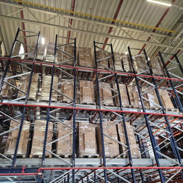 Radio-Shuttle Palettenregal für Europaletten etc. ähnlich  Einfahrregal, Mecalux, 800kg / Palette, max. 5776 Palettenstellplätze – Bild 24