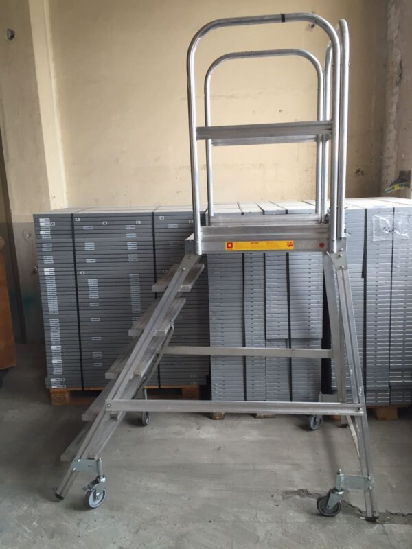 Plattformleiter Podestleiter Leiter, fahrbar, Günzburger Steigtechnik, Alu - gebraucht -: – Bild 3